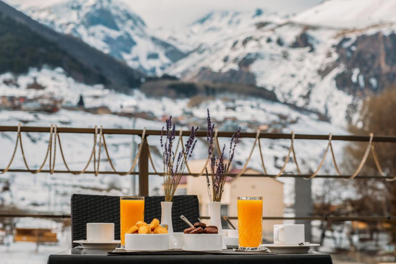 Porta Caucasia Kazbegi Ngoại thất bức ảnh